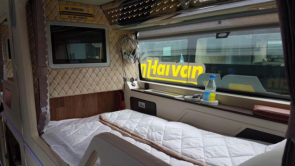 xe-ha-son-hai-van-VIP-Royal-ivivu-2