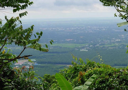 Trekking núi Bà Đen, Tây Ninh - iVIVU.com