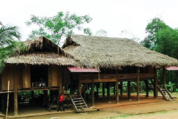 Nhà nghỉ homestay trong bản Nhà nghỉ homestay trong bản