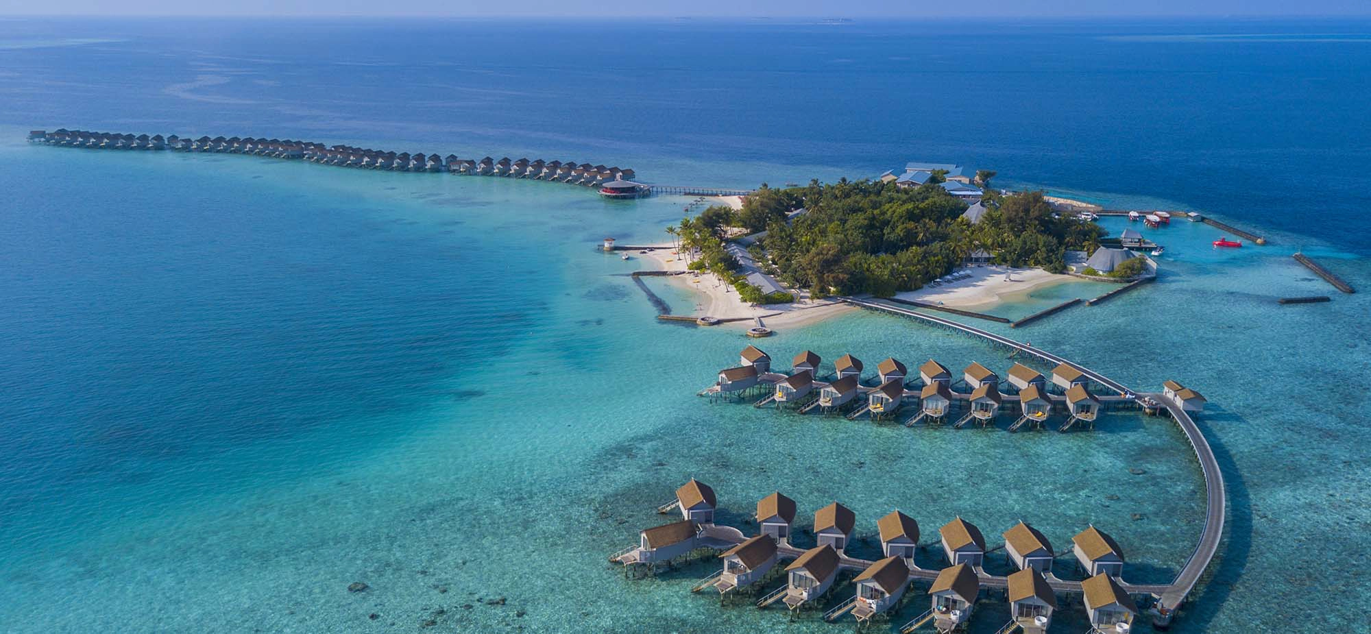 Centara-Ras-Fushi-Resort-Spa-Maldives-ivivu-1