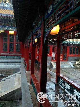 Sau 600 năm, hệ thống thoát nước của Tử Cấm Thành vẫn hoạt động hoàn hảo. Sau 600 năm, hệ thống thoát nước của Tử Cấm Thành vẫn hoạt động hoàn hảo.