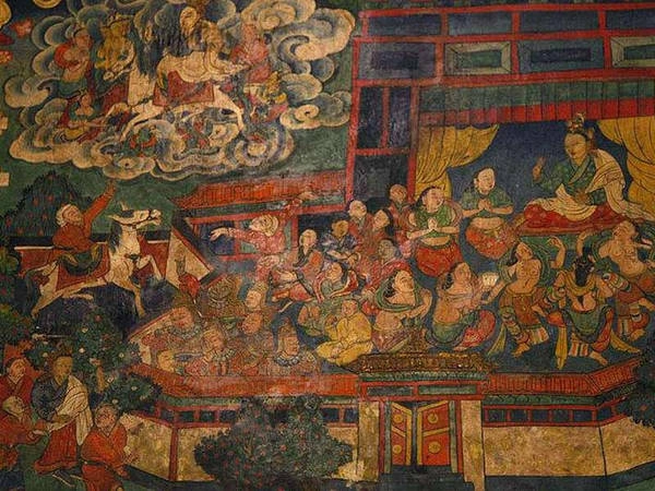 Tu viện Sakya thường được gọi là "Đôn Hoàng thứ hai", với bộ sưu tập khổng lồ hơn 40.000 cuốn sách kinh Phật. SakyaKloster có kệ sách đặt khoảng 10.000 bản kinh thư cổ. Các giá sách bao gồm cả hai bên của căn phòng từ dưới sàn lên đến trần. Các kệ ở mỗi bên có chiều dài 57 m và cao 11 m. Đây cũng là quê hương của kinh thư lớn nhất thế giới, BurdeGyaimalung, dài gần 2 m. Kinh thư là một bản ghi chép về tôn giáo, văn hoá, lịch sử, triết học, văn học và nông nghiệp Tây Tạng nặng hơn 500 kg. Ảnh: Tibet Vista. Tu viện Sakya thường được gọi là "Đôn Hoàng thứ hai", với bộ sưu tập khổng lồ hơn 40.000 cuốn sách kinh Phật. SakyaKloster có kệ sách đặt khoảng 10.000 bản kinh thư cổ. Các giá sách bao gồm cả hai bên của căn phòng từ dưới sàn lên đến trần. Các kệ ở mỗi bên có chiều dài 57 m và cao 11 m. Đây cũng là quê hương của kinh thư lớn nhất thế giới, BurdeGyaimalung, dài gần 2 m. Kinh thư là một bản ghi chép về tôn giáo, văn hoá, lịch sử, triết học, văn học và nông nghiệp Tây Tạng nặng hơn 500 kg. Ảnh: Tibet Vista.