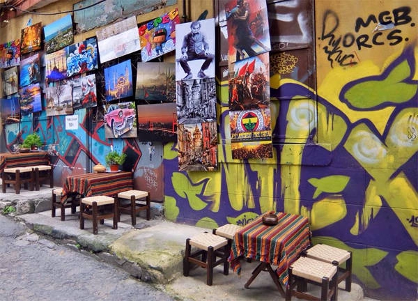Những góc nhỏ đáng yêu trên đường phố Istanbul. Những góc nhỏ đáng yêu trên đường phố Istanbul.
