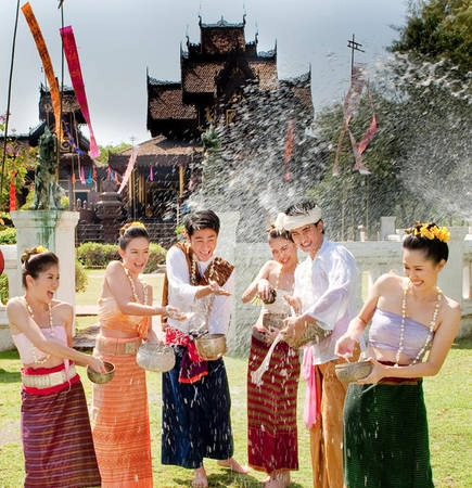 Du lịch Thái Lan - Lễ hội Songkran - iVIVU.com