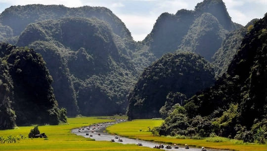 Du lịch Ninh Bình - Tam Cốc Bích Động - iVIVU.com