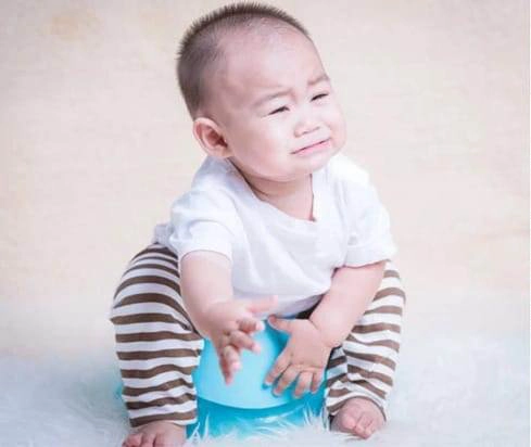 trẻ biếng ăn kéo dài