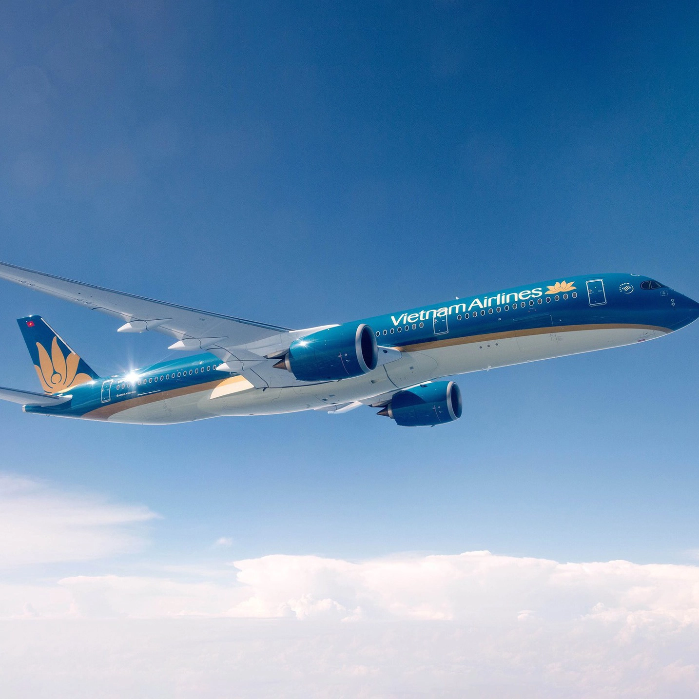 Vietnam-Airlines-chinh-thuc-duoc-canada-cap-phep-bay-ivivu-1