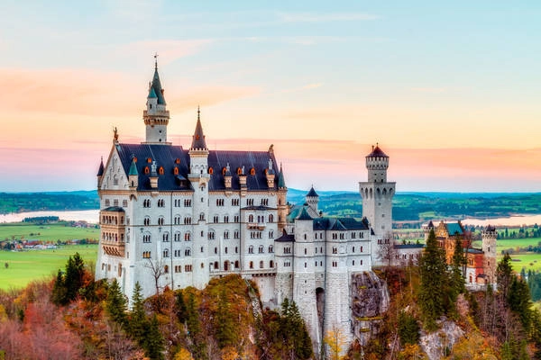 Lâu đài Neuschwanstein, Đức