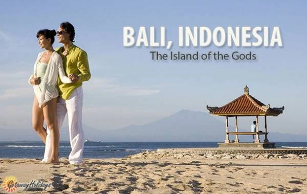 Thị trấn Ubud nói riêng và Bali nói chung là hòn đảo được nhiều cặp uyên ương yêu thích bởi khung cảnh lãng mạn, nhẹ nhàng và cuốn hút. Thị trấn Ubud nói riêng và Bali nói chung là hòn đảo được nhiều cặp uyên ương yêu thích bởi khung cảnh lãng mạn, nhẹ nhàng và cuốn hút.