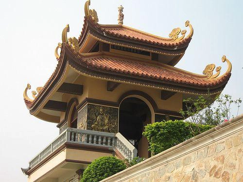 vinh-phuc-nhung-ngoi-chua-linh-thieng-bac-nhat-khong-the-khong-den-vao-mua-le-vu-lan-nam-nay-ivivu-10