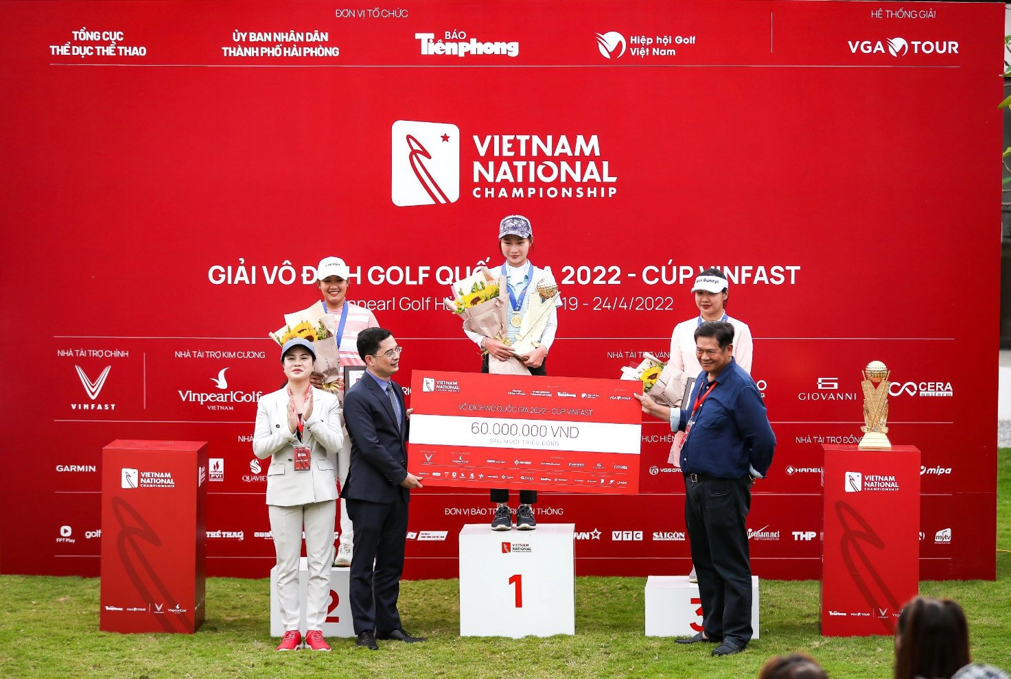 Vinmec hợp tác chiến lược với VGS Holding - Chăm sóc sức khỏe toàn diện cho các Golfer