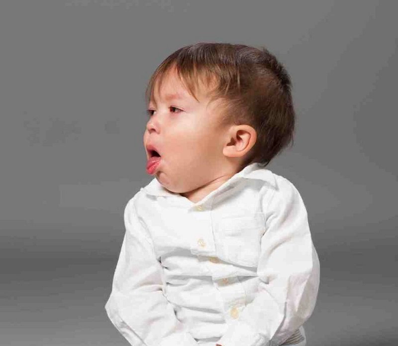 Ho trẻ nhỏ