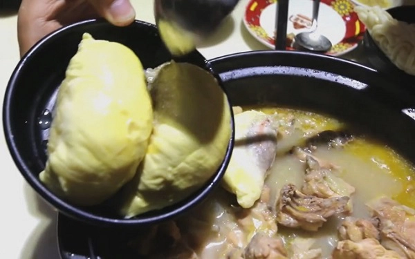 vua-an-vua-hit-ha-lau-sau-rieng-o-quang-chau-trung-quoc-ivivu-2