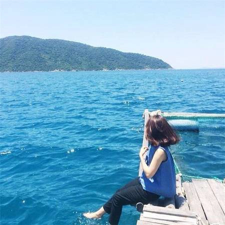 Vũng Rô có diện tích khoảng 16,4 km<sup>2 </sup>mặt nước, được các dãy núi cao Đèo Cả, Đá Bia, Hòn Bà che chắn cả 3 hướng: Bắc, Đông, Tây. Ảnh: Pan Xê