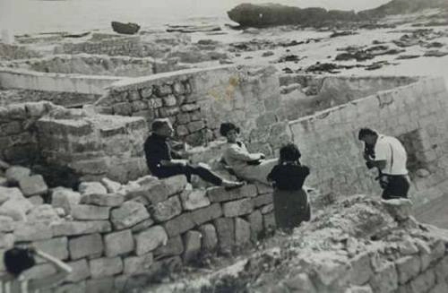 “Quốc gia” này có diện tích 3,5 hecta, nằm giáp vùng biển Địa Trung Hải thuộc miền Bắc Israel. Nơi đây có một nhà quốc hội riêng, thậm chí cả một bảo tàng và vườn quốc gia. “Quốc gia” này có diện tích 3,5 hecta, nằm giáp vùng biển Địa Trung Hải thuộc miền Bắc Israel. Nơi đây có một nhà quốc hội riêng, thậm chí cả một bảo tàng và vườn quốc gia.