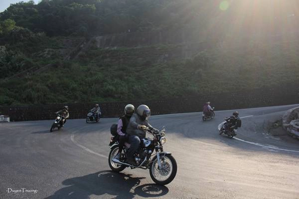 Những con đường rợp bóng cây, màu nắng hòa vào màu xanh núi rừng, không khí trong lành dịu mát làm mình chỉ muốn con đường dài thêm để được tận hưởng lâu hơn nữa. Những con đường rợp bóng cây, màu nắng hòa vào màu xanh núi rừng, không khí trong lành dịu mát làm mình chỉ muốn con đường dài thêm để được tận hưởng lâu hơn nữa. Những con đường rợp bóng cây, màu nắng hòa vào màu xanh núi rừng, không khí trong lành dịu mát làm mình chỉ muốn con đường dài thêm để được tận hưởng lâu hơn nữa.