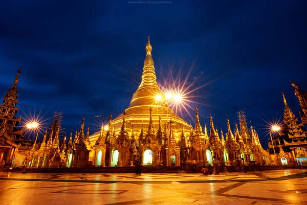 Shwedagon là một điểm đến hành hương nổi tiếng ở Myanmar - Ảnh: hoteltrip