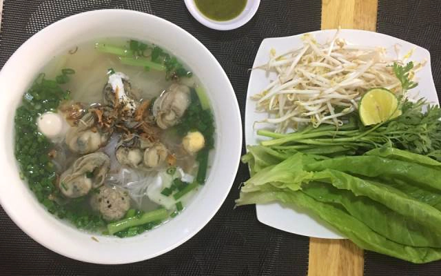 Quán Ăn 2 Diệu - Hủ Tiếu Hàu & Hủ Tiếu Mực