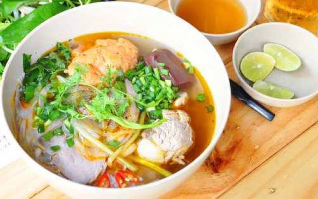Quán Ăn 2 Khanh - Cơm Sườn Nam Bộ & Bún Bò Huế