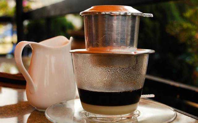 90 Độ Yêu Cafe