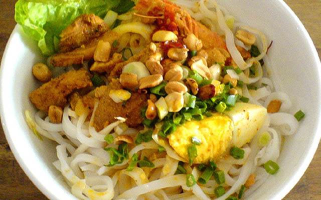 Quán Ăn A Quán Đất Quảng