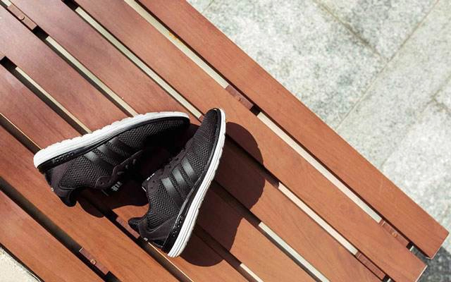 Adidas - Lê Hồng Phong