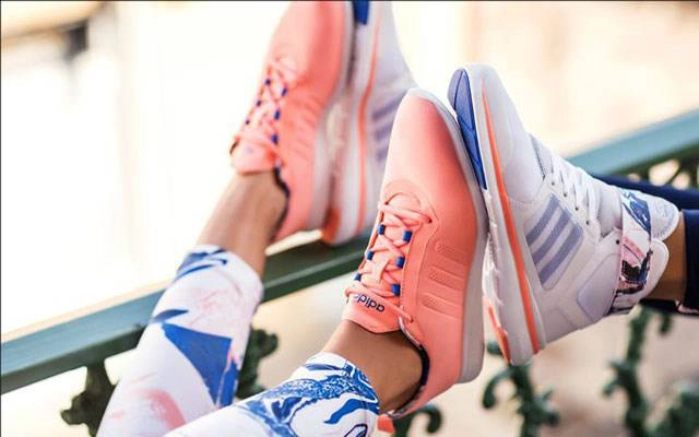 Adidas Neo - Lotte Center