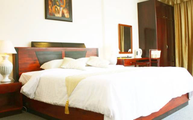 Ái Cúc Hotel