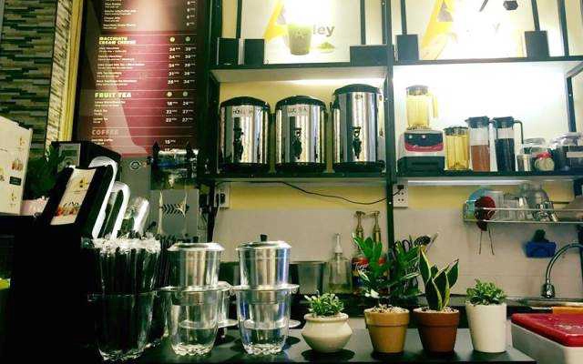 Alley Milk Tea & Coffee