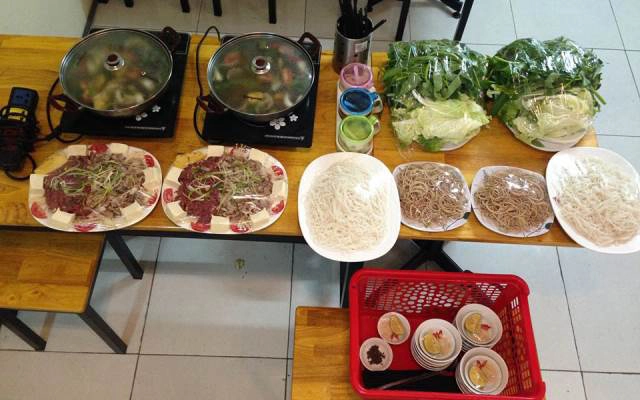 Quán Ăn Ẩm Thực 868 - Bún Bò Huế & Lẩu Truyền Thống