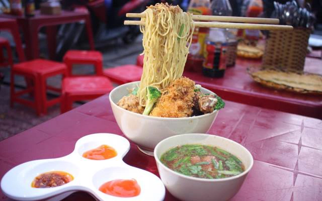 Quán Ăn Ăn Gì Cũng Được - Mì Bay & Sushi