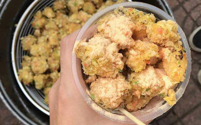 Ăn Vặt 15k - Gà Lắc Phô Mai, Kimbap & Tokbokki