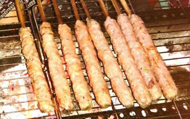 Ăn vặt 2 Ngon Quán - Nem Nướng Mỏ Cày