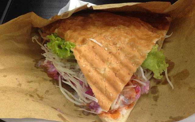 Ăn vặt A Phòng - Bánh Mì Kebab Thổ Nhĩ Kỳ