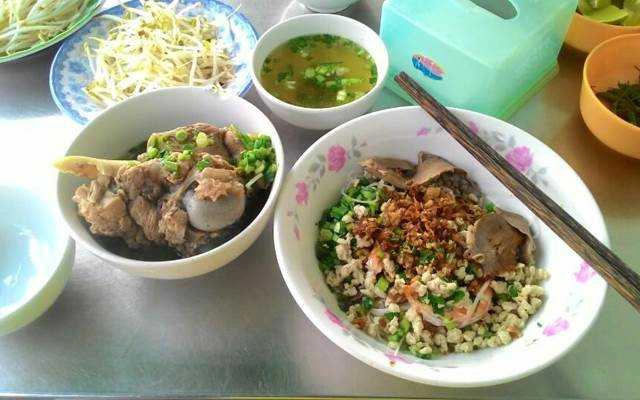 Ăn vặt Ba Hoàng - Hủ Tiếu Nam Vang