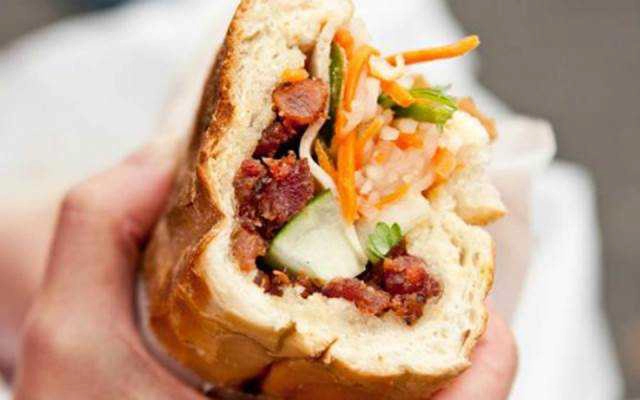 Ăn vặt Ba Lẹ - Bánh Mì Thịt Nguội