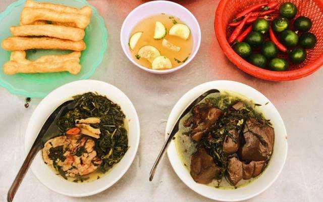 Ăn vặt Bà Xuân - Gà Hầm