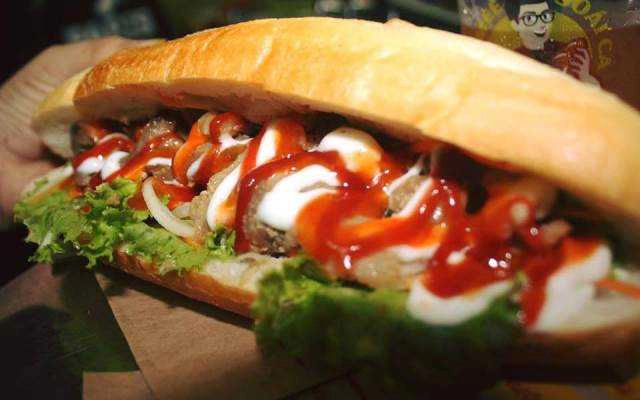 Ăn vặt Bamee Soái Ca - Lê Ngọc Hân