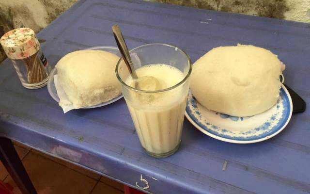 Ăn vặt Bánh Bao Bà Mậu