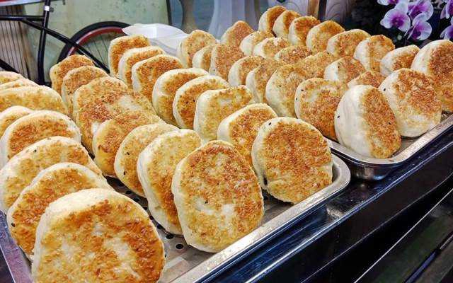 Ăn vặt Bánh Bao Chiên Nước Đài Loan - Hòa Bình