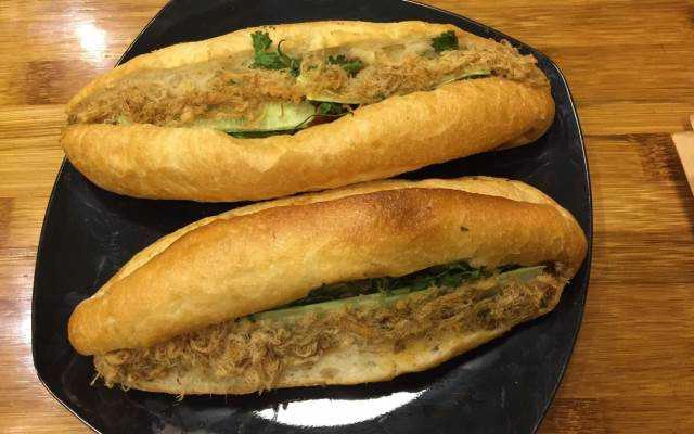 Ăn vặt Bánh Bao Cô Lan
