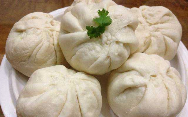 Ăn vặt Bánh Bao Ông Trừ - Hoàng Diệu