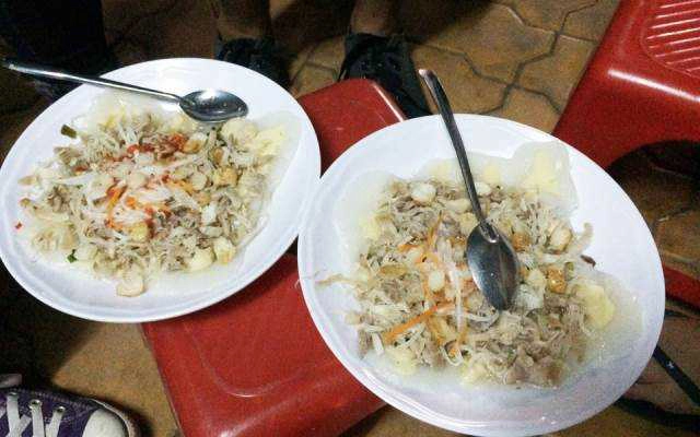 Ăn vặt Bánh Bèo Chợ Hàng Bông