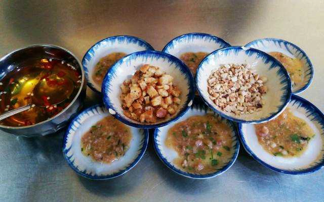 Ăn vặt Bánh Bèo Cô Xí