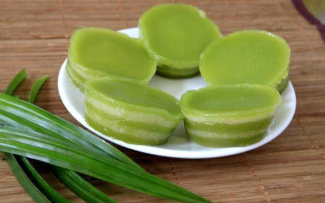 Ăn vặt Bánh Bông Lan - Bánh Da Lợn