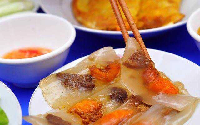 Ăn vặt Bánh Bột Lọc - Chợ Bách Khoa