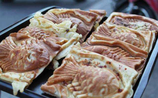 Ăn vặt Bánh Cá 3K - Bà Triệu