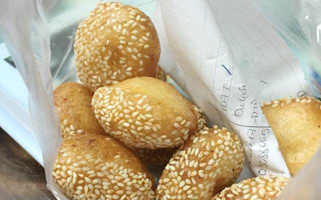 Ăn vặt Bánh Cam - Chợ Phạm Văn Hai