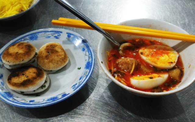 Ăn vặt Bánh Căn 06
