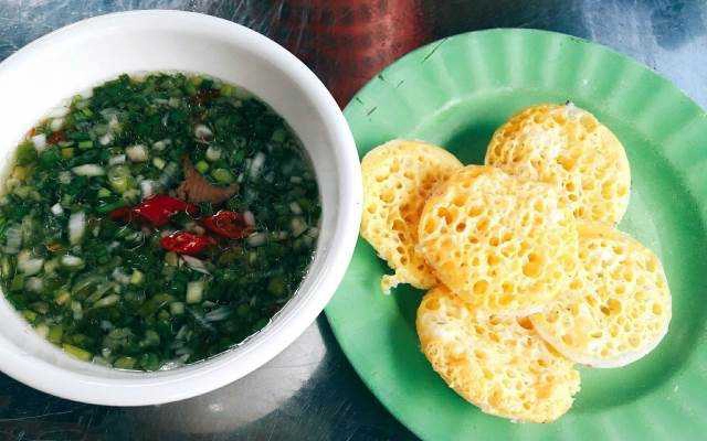Ăn vặt Bánh Căn Chị Gái